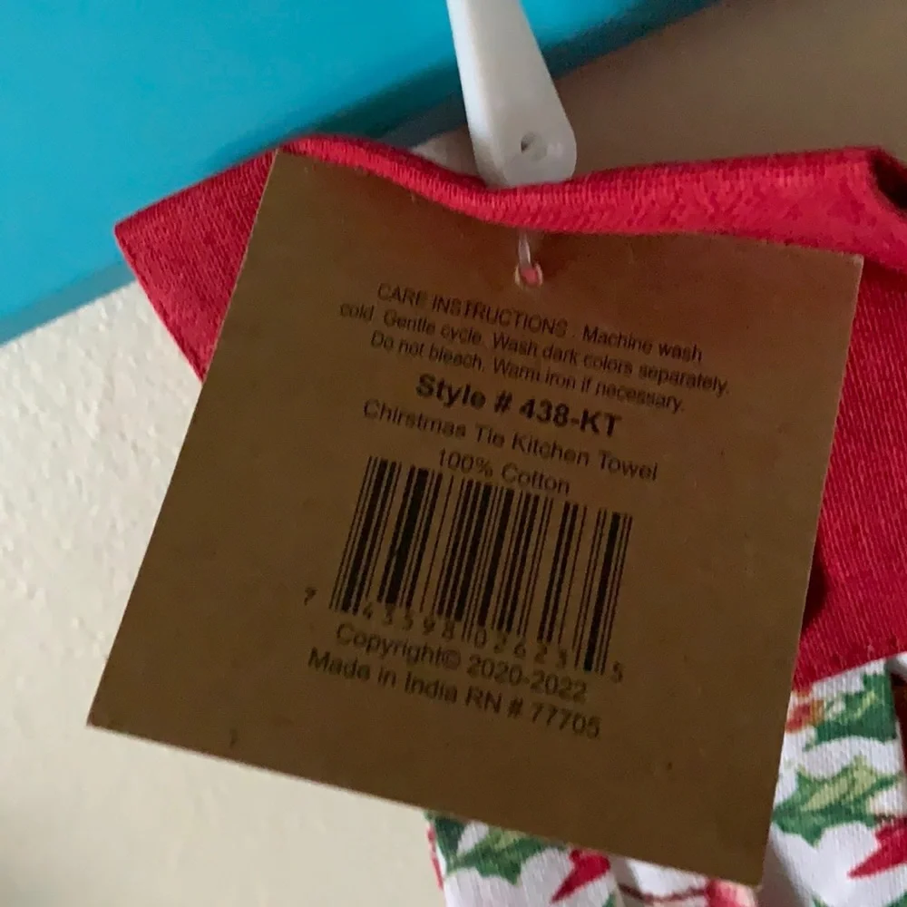 Holiday Collection The Kitchen Towel “Cardinals Print” New with tags